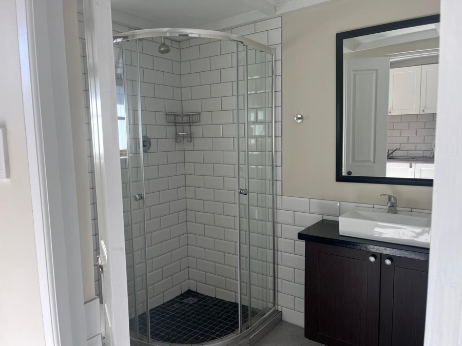 To Let 1 Bedroom Property for Rent in Pinelands Western Cape